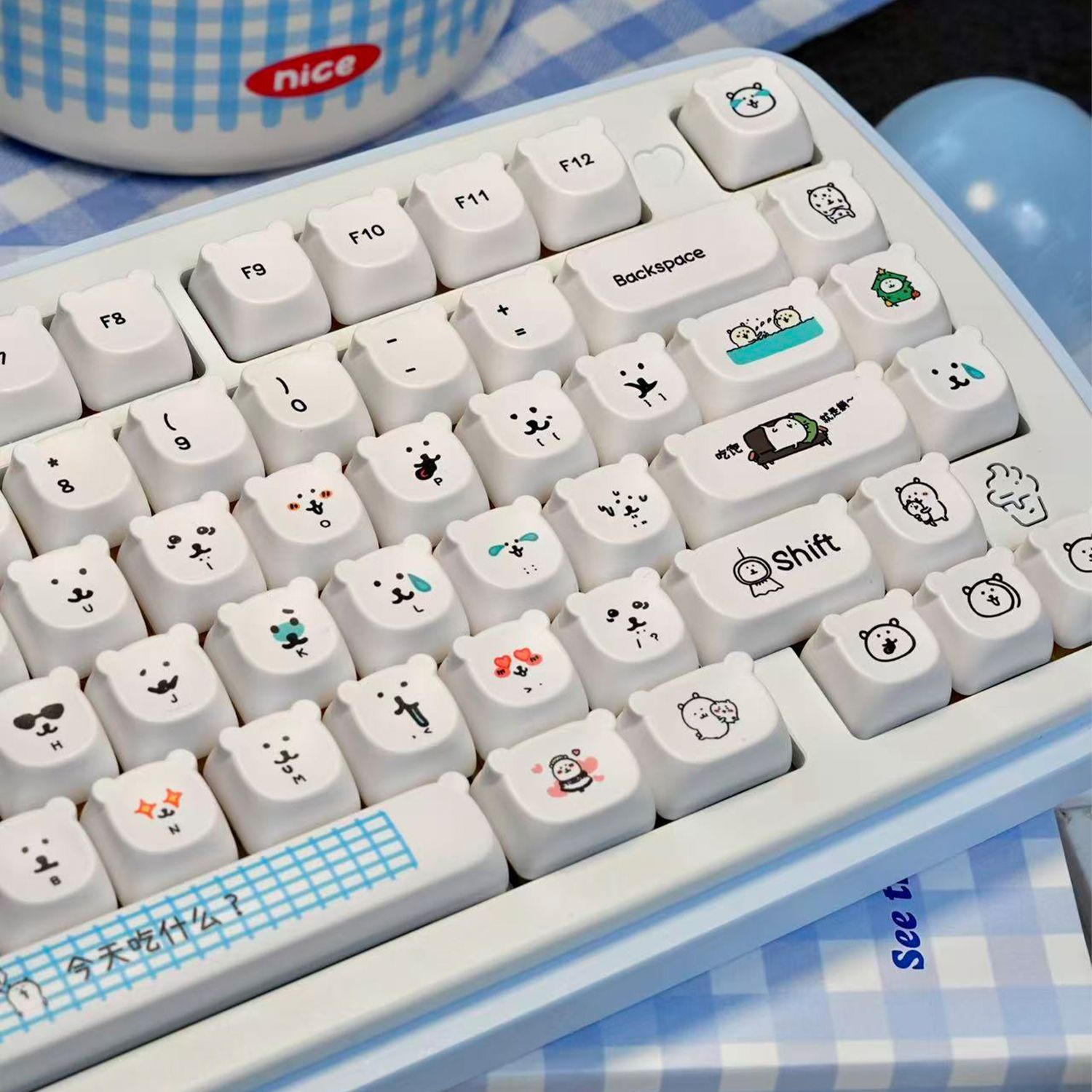Kawaii Cartoon Joke Bear PBT K - đánh giá và giá Gaming Accessories In Japan